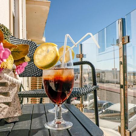 Prestige Holidays Alojamentos Nazare Exterior photo