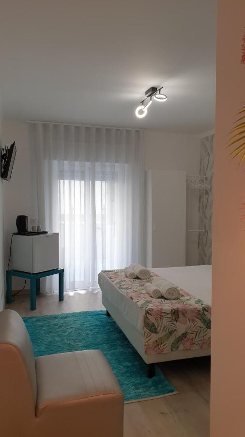 Prestige Holidays Alojamentos Nazare Exterior photo